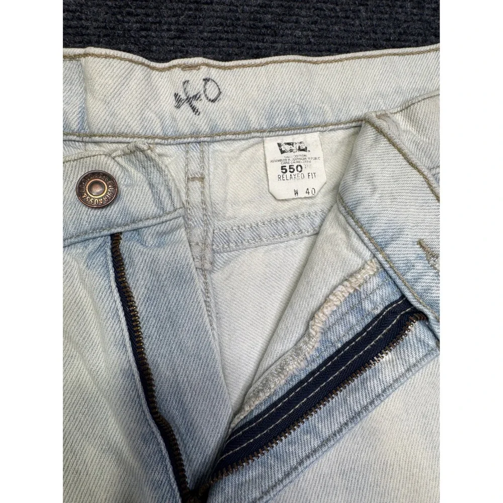 Vintage Levis 550 Orange Tab Relaxed Fit Denim Shorts Light Wash Mens 40 90s